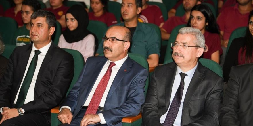 "Geleceğin Okulunda, Okulun Hep Yanında" projesi