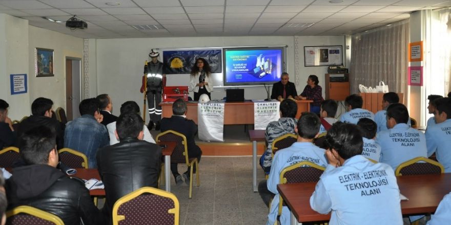 ÇEDAŞ’tan meslek lisesi öğrencilerine iş sağlığı ve güvenliği eğitimi
