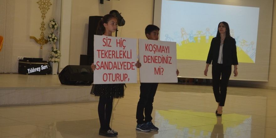 Özel öğrencilerden özel program