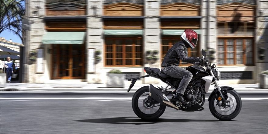 Honda’nın ‘Spor Naked’ modeli CB250R Türkiye’de