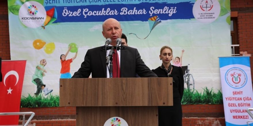 Başkan Çolakbayrakdar, özel çocuklarla bir araya geldi