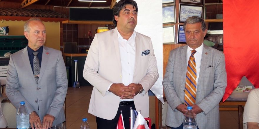Emekli astsubaylar Foça’da toplandı