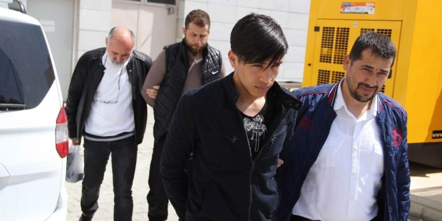 Samsun’da DEAŞ’tan 2 kişi adliyeye sevk edildi