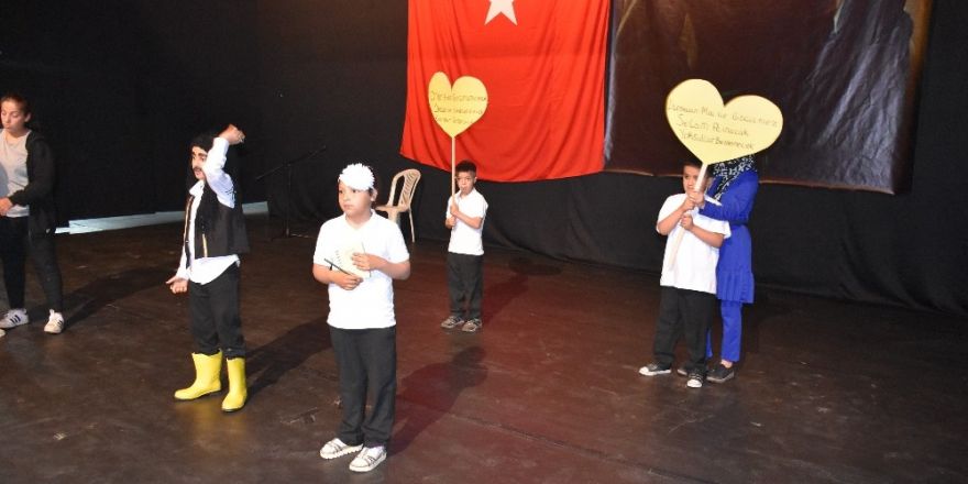 Kahta’da özel öğrenciler doyasıya eğlendi