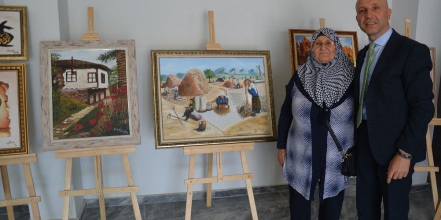 72 yaşında ressam oldu