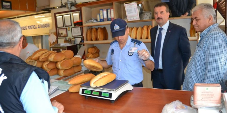 Zabıta ekiplerinden Ramazan öncesi ekmek fırını denetimi