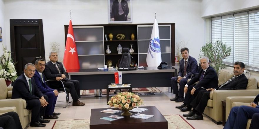 Vali Kamçı’dan KAYSO’ya Hayırlı Olsun Ziyareti