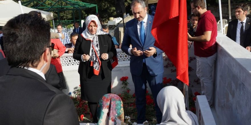 Adalet Bakanı Gül, Başsavcı Alper’i dualarla yad etti