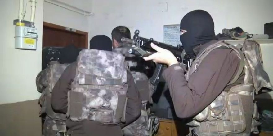 Kocaeli’de dev uyuşturucu operasyonu: 25 gözaltı