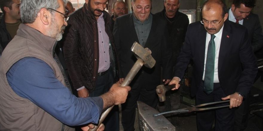 Vali’den sanayi esnafına ziyaret