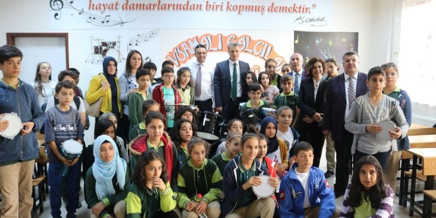 Okullarda müzik atölyeleri açıldı