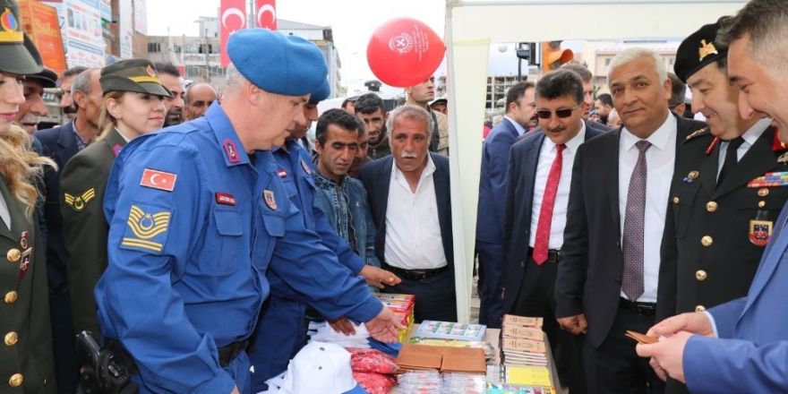 Jandarmadan ‘Trafik Haftası’ etkinlikleri