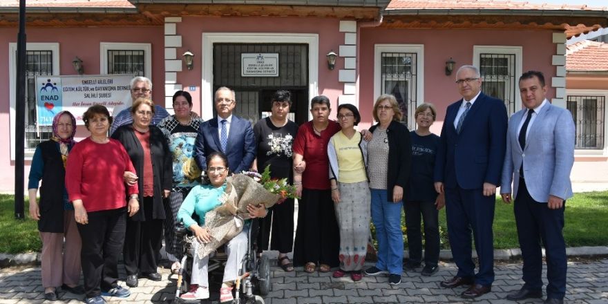 Başkan Kayda’dan engelli ailelerine ’Her zaman yanınızdayız’ mesajı