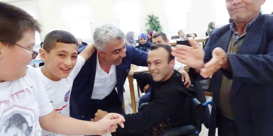 Belediye Başkanı Çalışkan: Engellilerin dert ve sıkıntılarında her zaman yanlarındayız