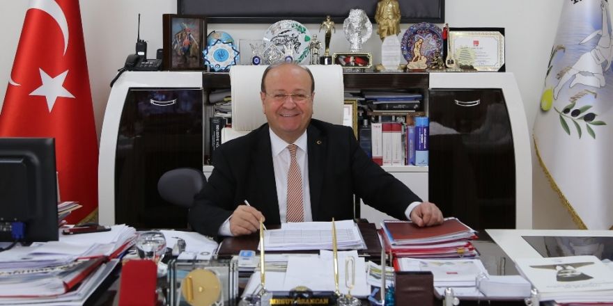 Başkan Özakcan’ın ’Hemşireler Haftası’ mesajı