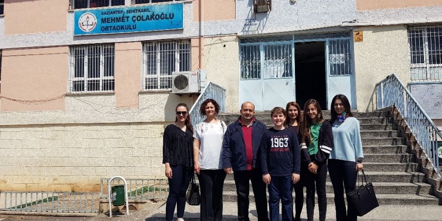 GKV ortaokulundan anlamlı kampanya