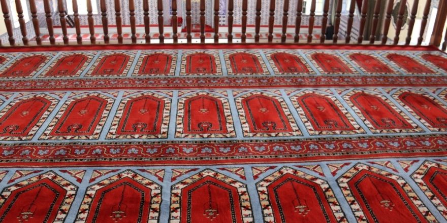 Serdivan’da camiler Ramazan’a hazır