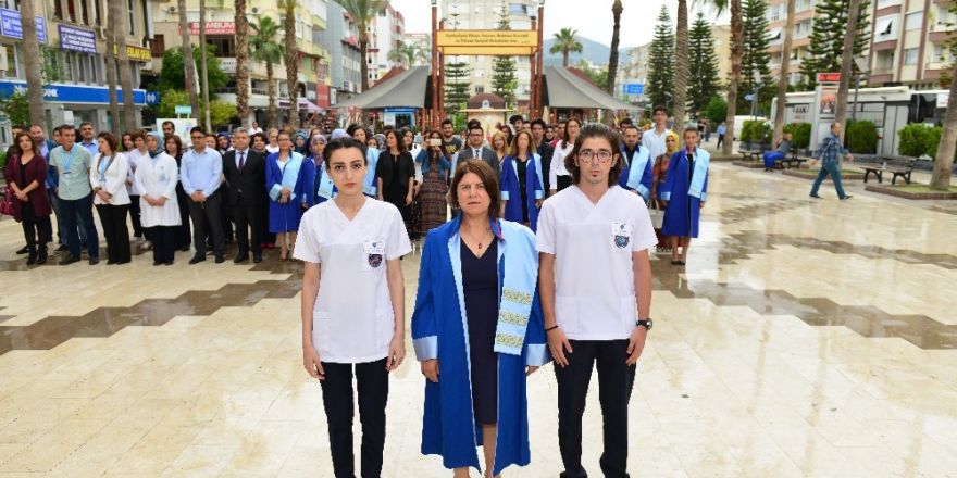 Kumluca’da Hemşirelik Haftası kutlanıyor