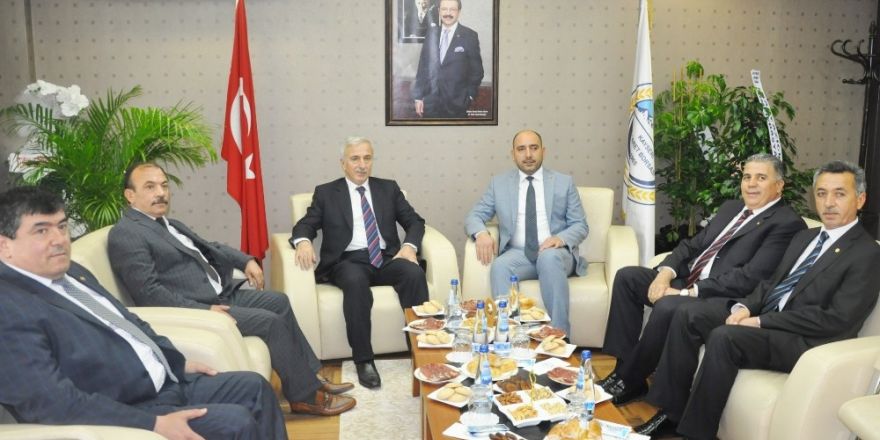 Vali Kamçı KTB’yi ziyaret etti