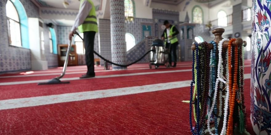 Yenimahalle’de camiler Ramazan’a hazır