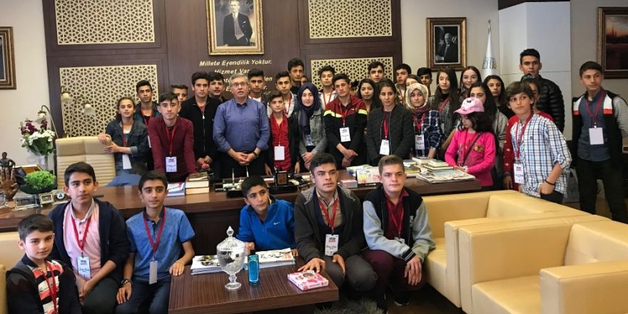 Başkan Çetin, şehit ve gazi çocuklarını ağırladı