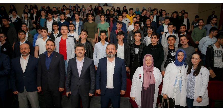 Başkan Ercan, gençlerle buluştu