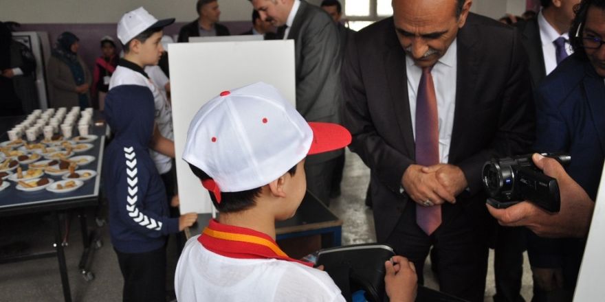 Kars’ta küçük kaşiflerin büyük buluşları