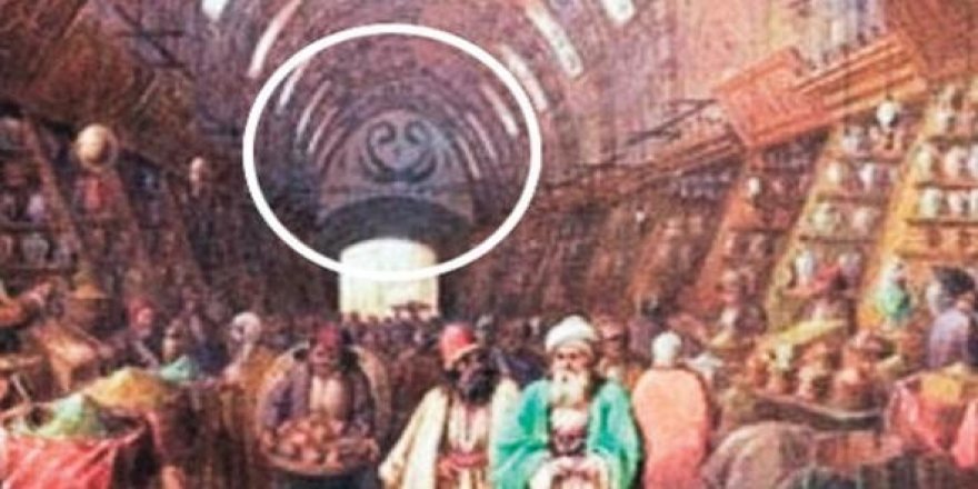 Mısır Çarşısı'nın sembolü geri döndü