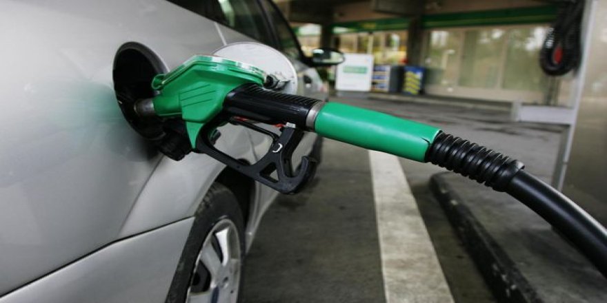 Benzin ve motorine yeni zam gündemde