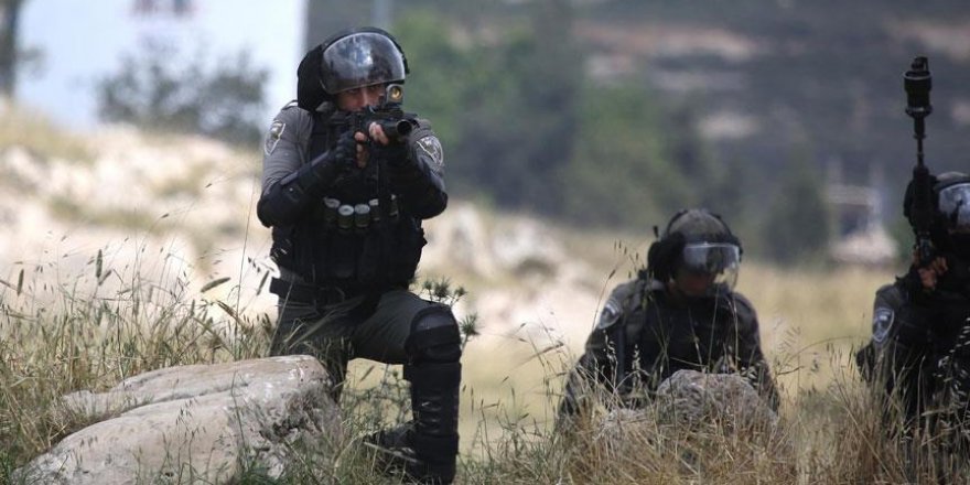 İsrail askerleri 15 Filistinliyi gözaltına aldı