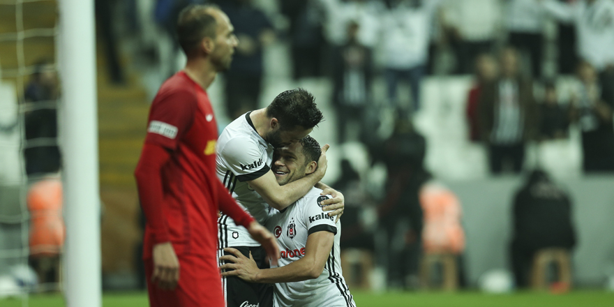 Tosic, Çin’e transfer oldu! İşte maliyeti…