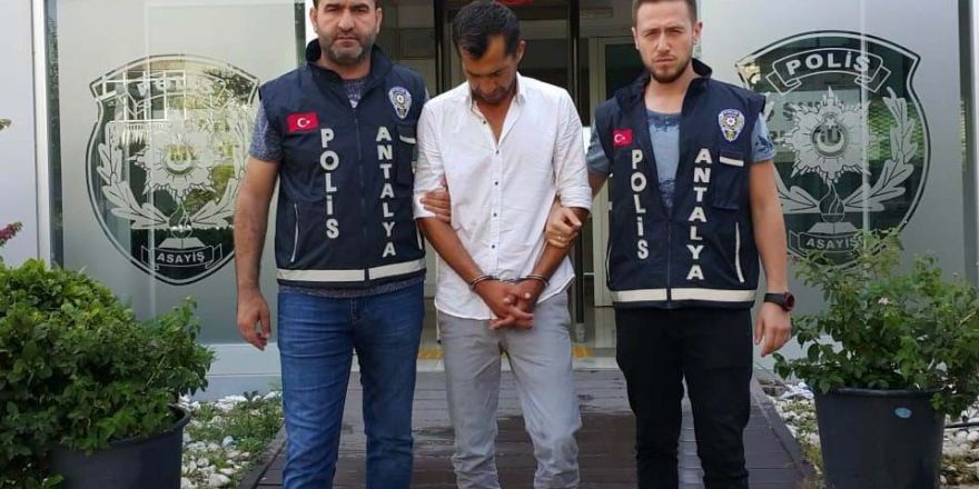 Antalya’da cami hırsızı yakalandı
