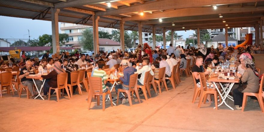 Başkan Çerçi Muradiyeliler ile iftarda buluştu