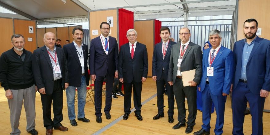 Fransa’da ilk oylar kullanılmaya başlandı