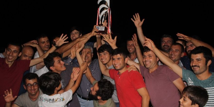 İşitme Engelliler iftarda buluştu