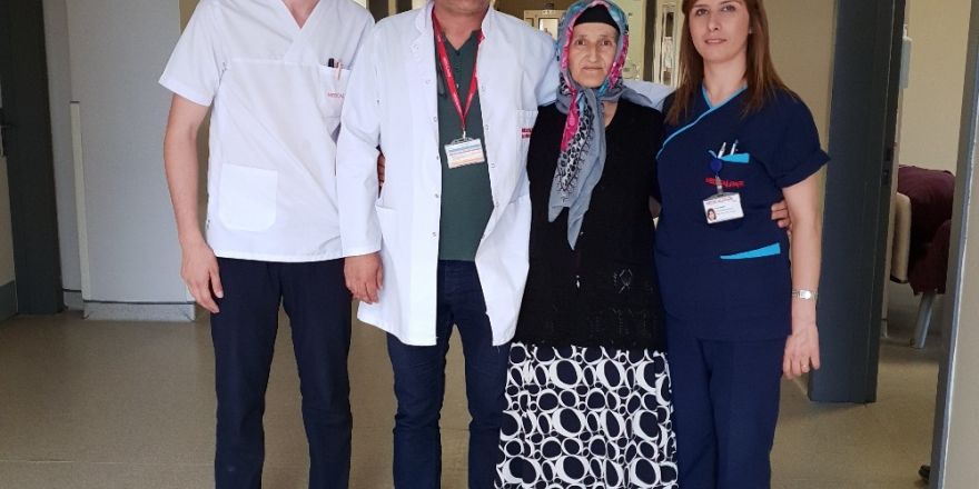 61 yaşındaki kadın ‘whipple’ı yendi