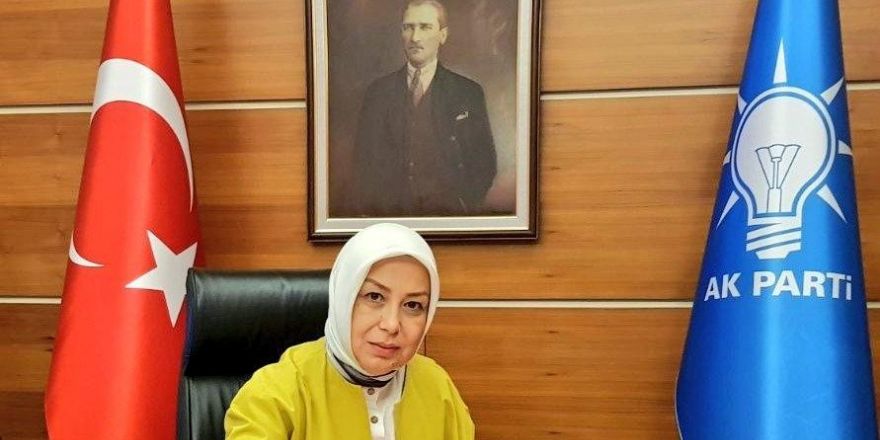 Ak Parti Genel başkan Yardımcısı Öznur çalık:
