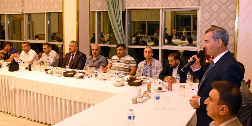 Başkan Çınar ilçe protokolünü iftarda ağırladı