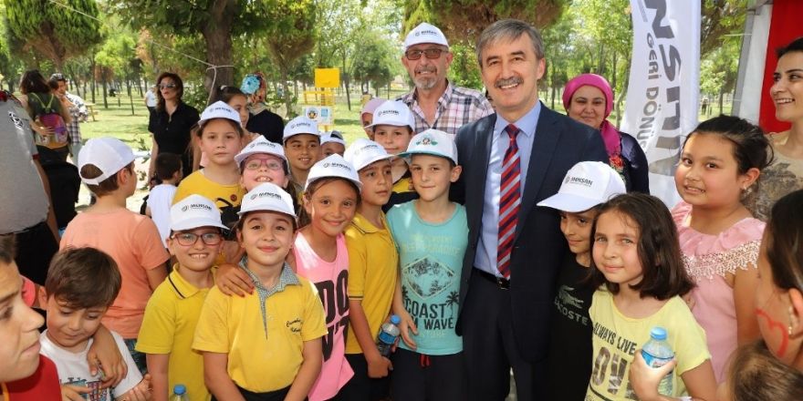 Turgutlulu çocuklar çevre bilincini eğlenerek öğrendi
