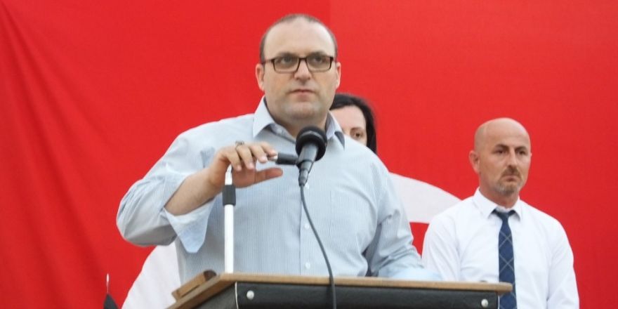 Balıkesir’de meslek kazanan liseliler şet kuşandı