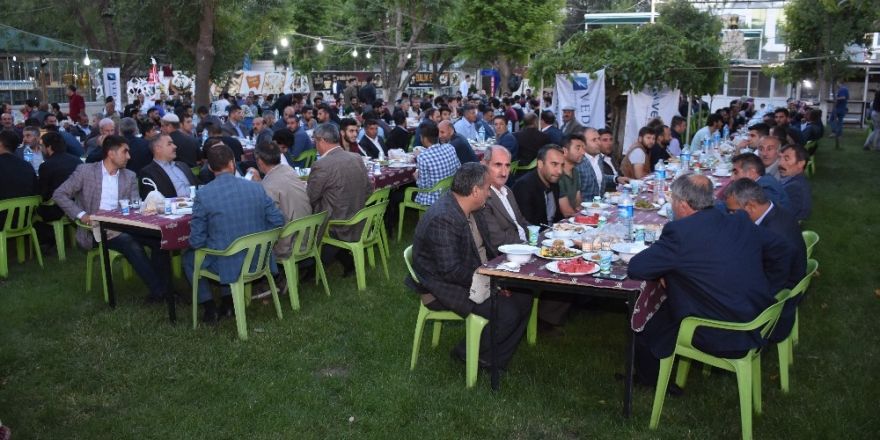 VEDAŞ ve VEPSAŞ’tan vatandaşlara iftar