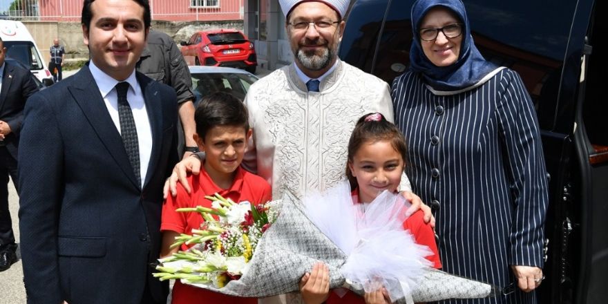 Diyanet İşleri Başkanı Erbaş, baba ocağında iftar yaptı