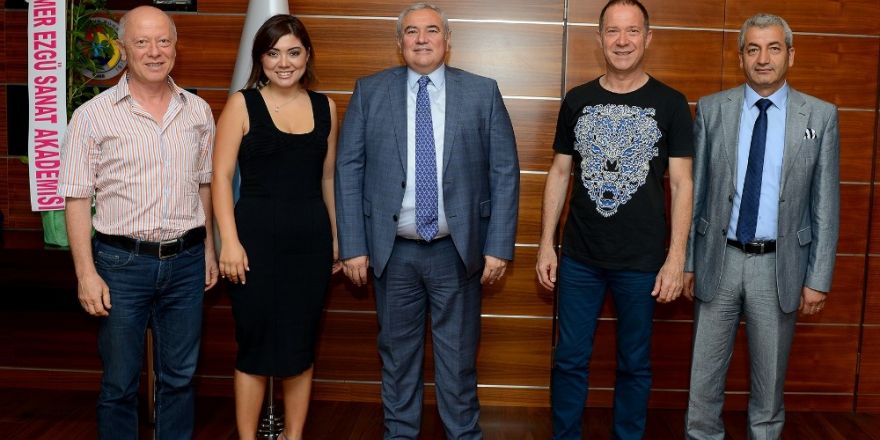 Ezgü’den avantajlı ziyaret