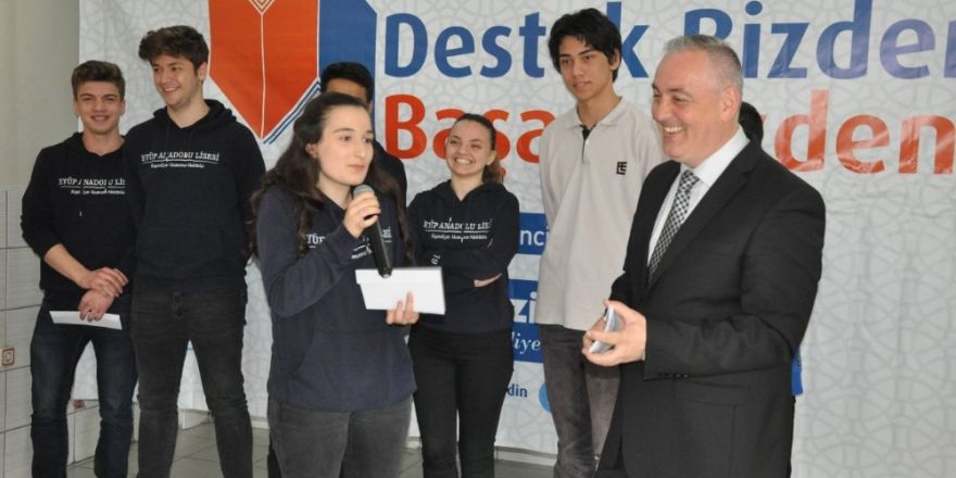 Destek belediyeden başarı öğrenciden