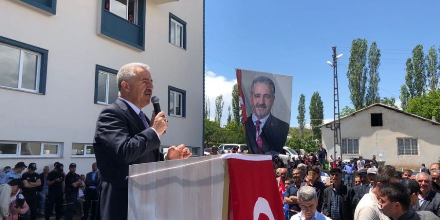 Bakan Arslan: "Kağızman’ı yeniden inşa ettik"