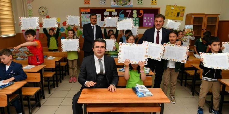 Gümüşhane’de 19 bin 413 öğrenci karne aldı