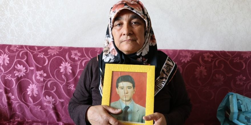Öldürüldü denilen oğlunu 22 yıldır arıyor