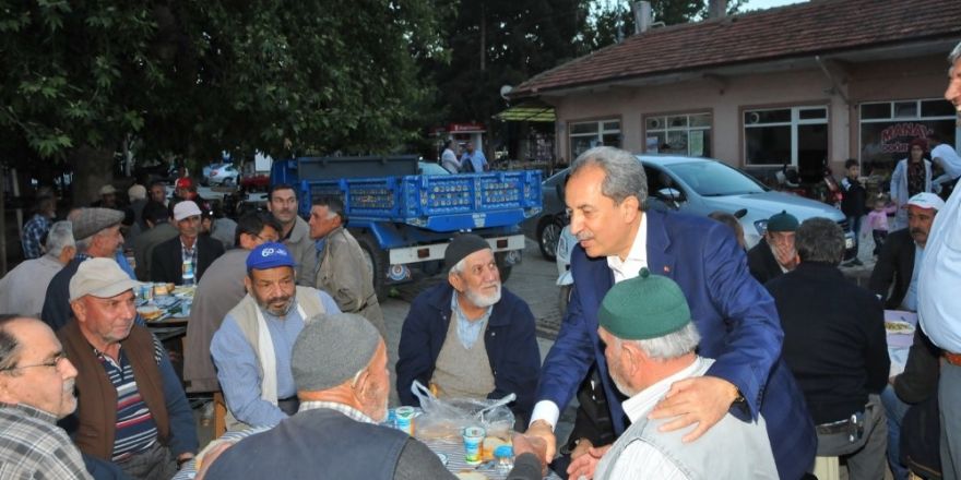 Doğrugöz’de Mahalle iftarı coşkusu