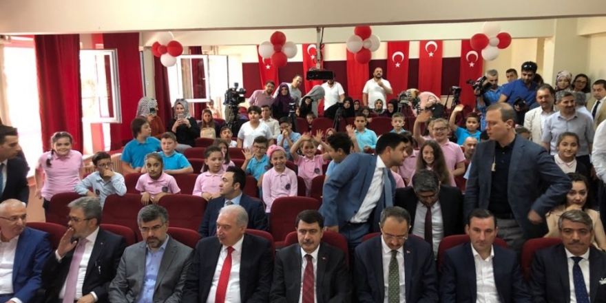 İstanbul Valisi Şahin: ”İmar barışı müracaatlarını almaya başladılar”