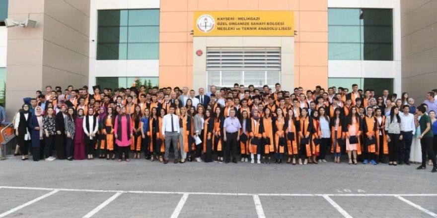 Özel Kayseri OSB Teknik Koleji ilk mezunlarını verdi